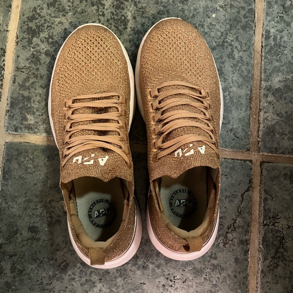 APL Techloom Breeze